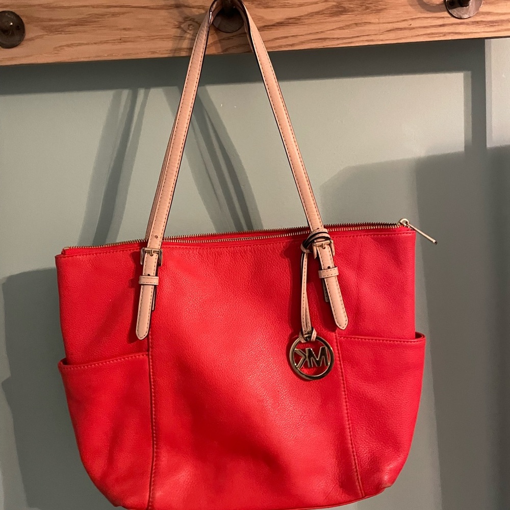 Michael Kors Jet Set tote